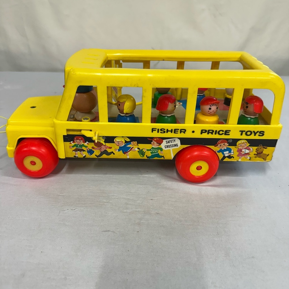 Vintage Fisher Price School Bus - Picture 4 of 10